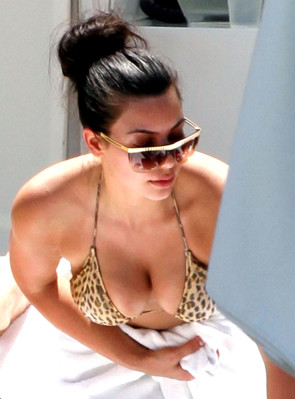 Kim Kardashian pic #487579