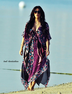 Kim Kardashian pic #556066