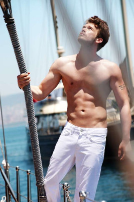 photo 9 in Kivanc Tatlitug gallery [id543432] 2012-10-15 00:00:00