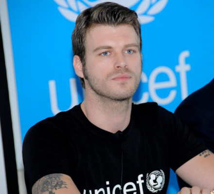 photo 4 in Kivanc Tatlitug gallery [id543441] 2012-10-15 00:00:00
