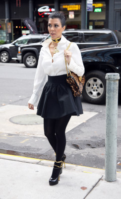Kourtney Kardashian pic #324895