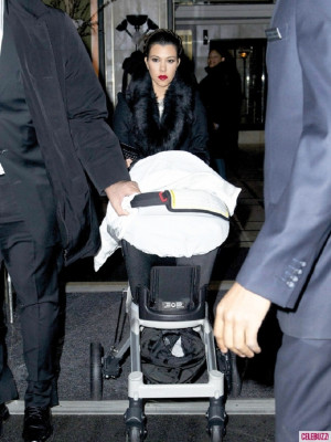 Kourtney Kardashian pic #570831
