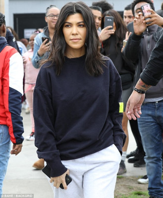 Kourtney Kardashian pic #1021946