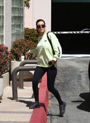 Kourtney Kardashian pic #1091328