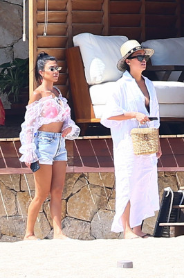 Kourtney Kardashian pic #1062181