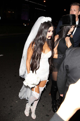 Kourtney Kardashian pic #889596