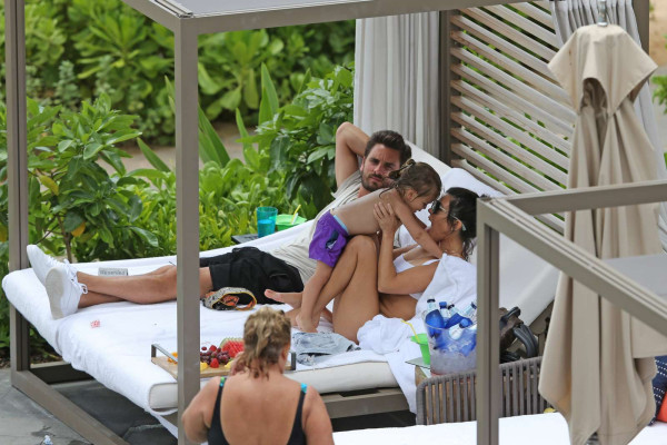 Kourtney Kardashian pic #921638