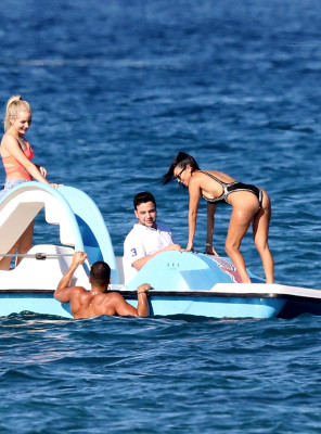 Kourtney Kardashian pic #949068