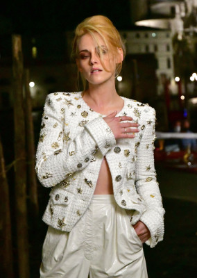 photo 4 in Kristen Stewart gallery [id1267725] 2021-09-09 00:00:00