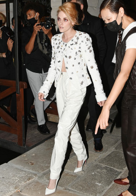 photo 6 in Kristen Stewart gallery [id1267723] 2021-09-09 00:00:00