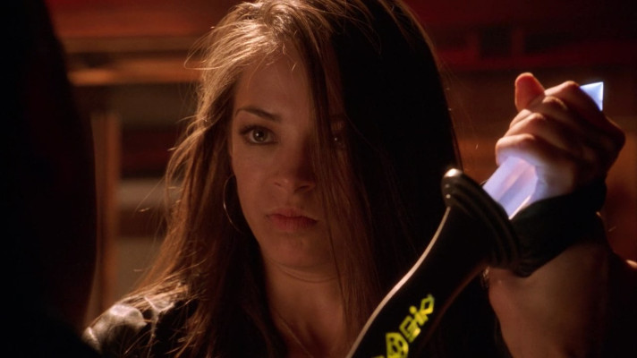 Kristin Kreuk pic #274155