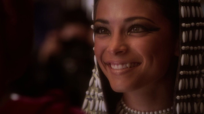 Kristin Kreuk pic #274157