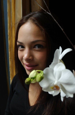 Kristin Kreuk pic #21108
