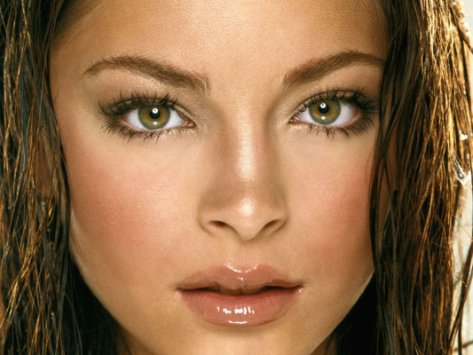 Kristin Kreuk pic #129832