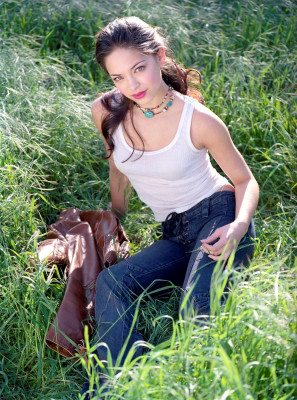 Kristin Kreuk pic #214056