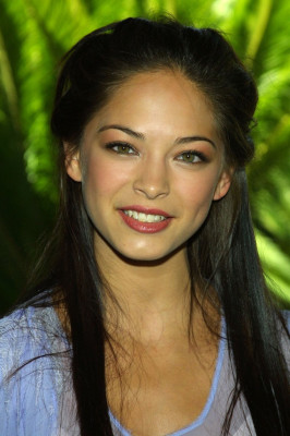 Kristin Kreuk pic #274512