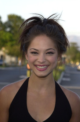 Kristin Kreuk pic #214060