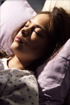 Kristin Kreuk pic #214068