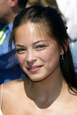 Kristin Kreuk pic #214094