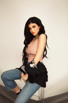 photo 7 in Kylie Jenner gallery [id1353289] 2024-07-04 00:00:00