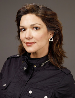 photo 21 in Laura Harring gallery [id206582] 2009-11-27 00:00:00