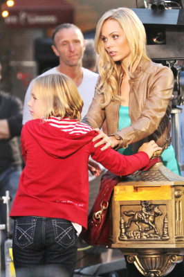 photo 24 in Laura Vandervoort gallery [id517581] 2012-07-31 00:00:00
