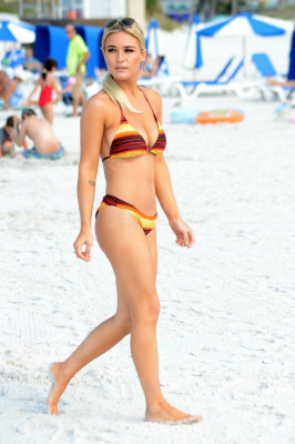 Lauren Hubbard pic #991527