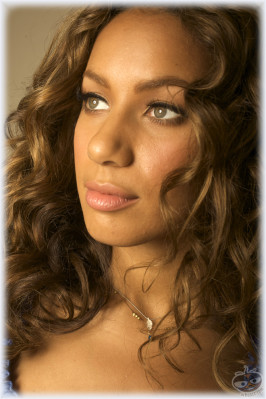 photo 7 in Leona Lewis gallery [id128020] 2009-01-19 00:00:00