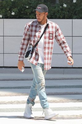 photo 8 in Lewis Hamilton gallery [id1033160] 2018-04-30 00:00:00