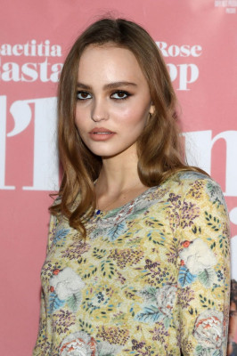 photo 29 in Lily-Rose Melody Depp gallery [id1091906] 2018-12-26 00:00:00