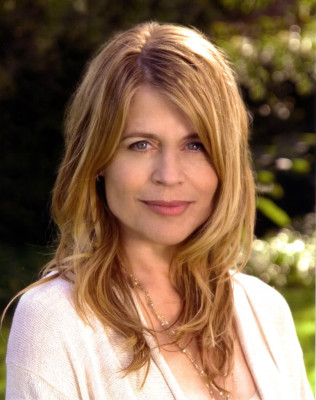 Linda Hamilton pic #232347