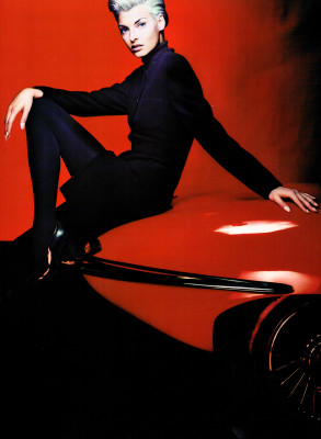 photo 24 in Linda Evangelista gallery [id1364456] 2025-01-24 00:00:00