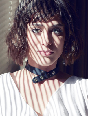 photo 22 in Lizzy Caplan gallery [id861120] 2016-06-27 00:00:00
