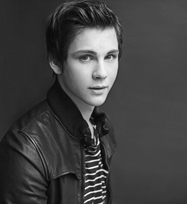 photo 4 in Logan Lerman gallery [id479832] 2012-04-23 00:00:00