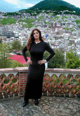 Lucia Mendez pic #793337