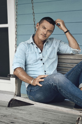 photo 12 in Luke Evans gallery [id1275772] 2021-10-19 00:00:00
