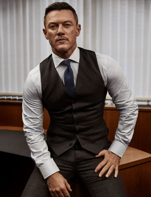 photo 10 in Luke Evans gallery [id1275774] 2021-10-19 00:00:00