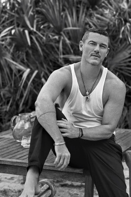 photo 11 in Luke Evans gallery [id1275773] 2021-10-19 00:00:00