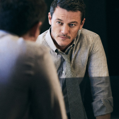 photo 16 in Luke Evans gallery [id914887] 2017-03-09 00:00:00
