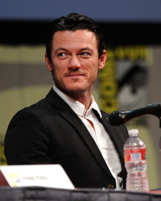 Luke Evans pic #701663