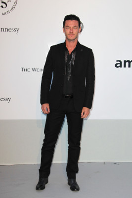 Luke Evans pic #702071