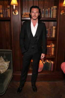Luke Evans pic #706690