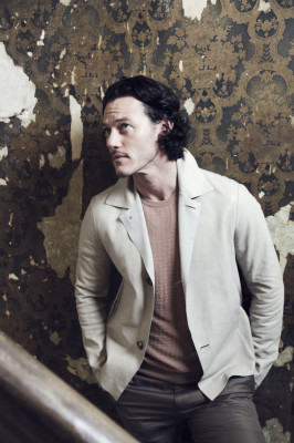 Luke Evans pic #784710