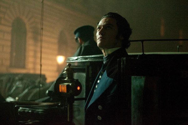 Luke Evans pic #733990