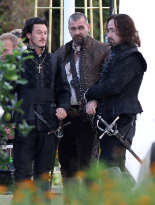 Luke Evans pic #734003