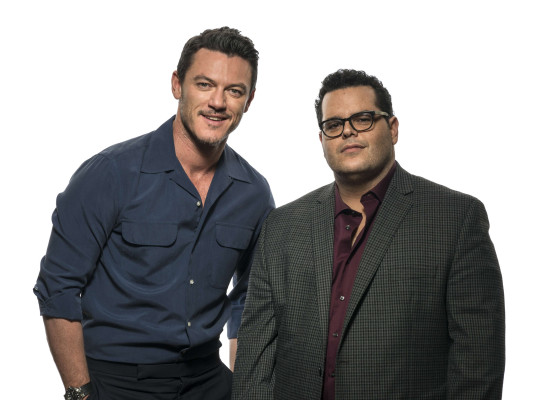 Luke Evans pic #920017