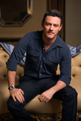 Luke Evans pic #920013