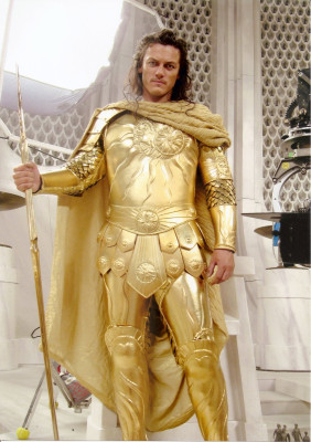 Luke Evans pic #694655