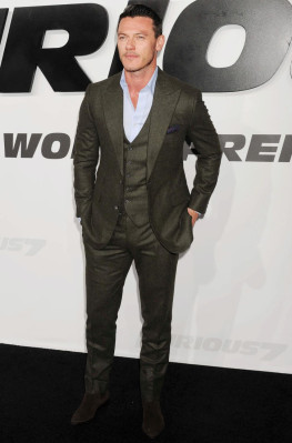 Luke Evans pic #768057