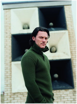 Luke Evans pic #821300
